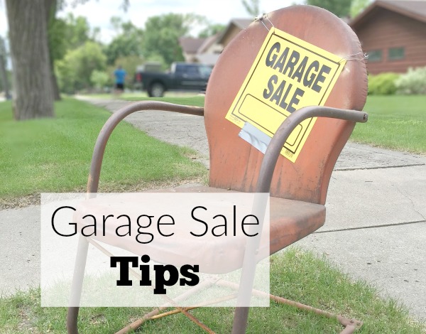 10 Garage Sale Tips