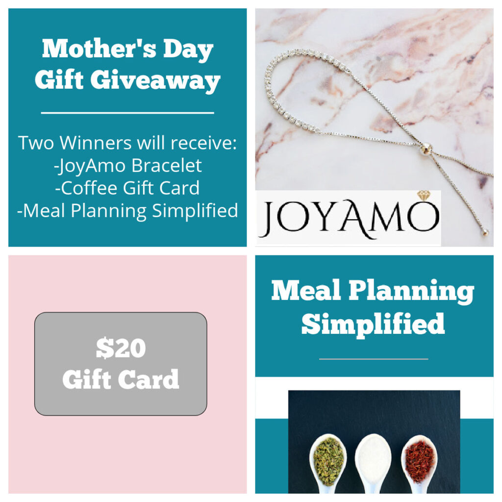 Pemberian hadiah Hari Ibu dari The Stay-at-Home Mom Survival Guide dan JoyAmo Personalized Jewelry.