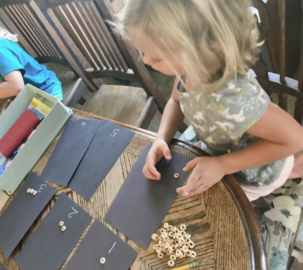 Cheerio Counting: How to Use Up Black Construction Paper