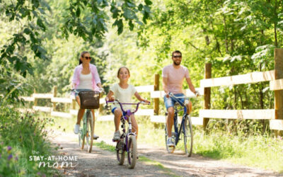 Teaching Kids to Be Safe and Confident on Family Bike Rides